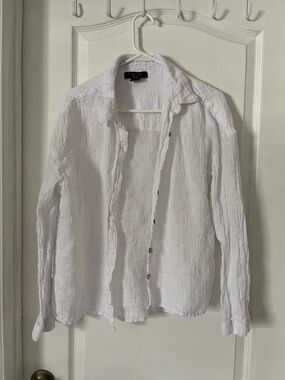 Tahari White Gauzy Button-Front Shirt